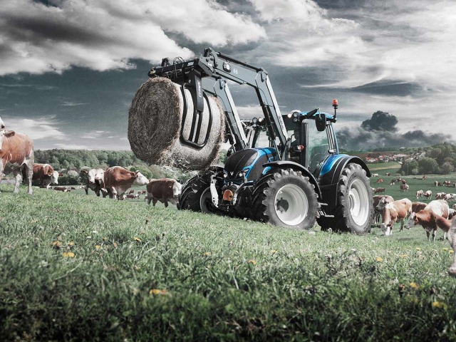 Notre Gamme Valtra Decouvrez Notre Gamme De Tracteurs Neufs Valtra Notre Gamme Valtra Decouvrez Notre Gamme De Tracteurs Neufs Valtra